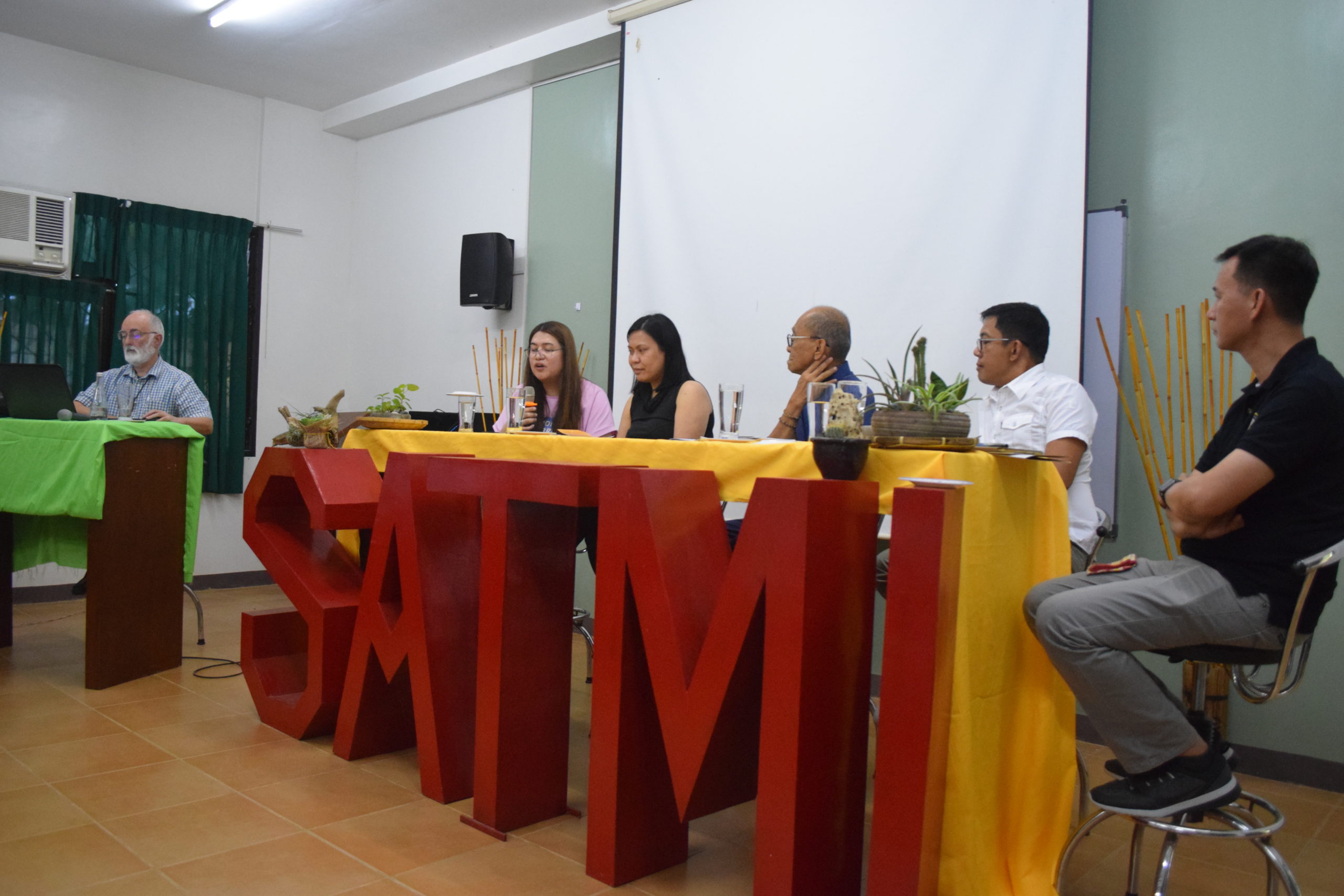 Conversation on “MALE AND FEMALE HE CREATED THEM” The Vatican New Document on Gender Theory on the Dicastery on Catholic Education: Theological Hour